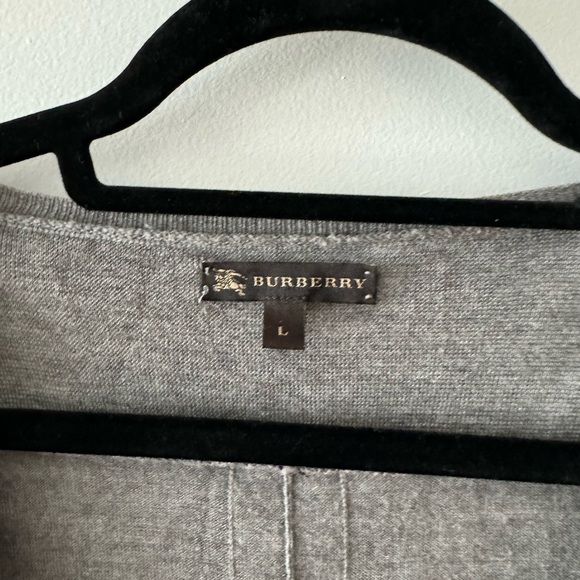 BURBERRY Gray V Neck Sweater Size Large Braided Shoulder Detailing - Picture 3 of 8